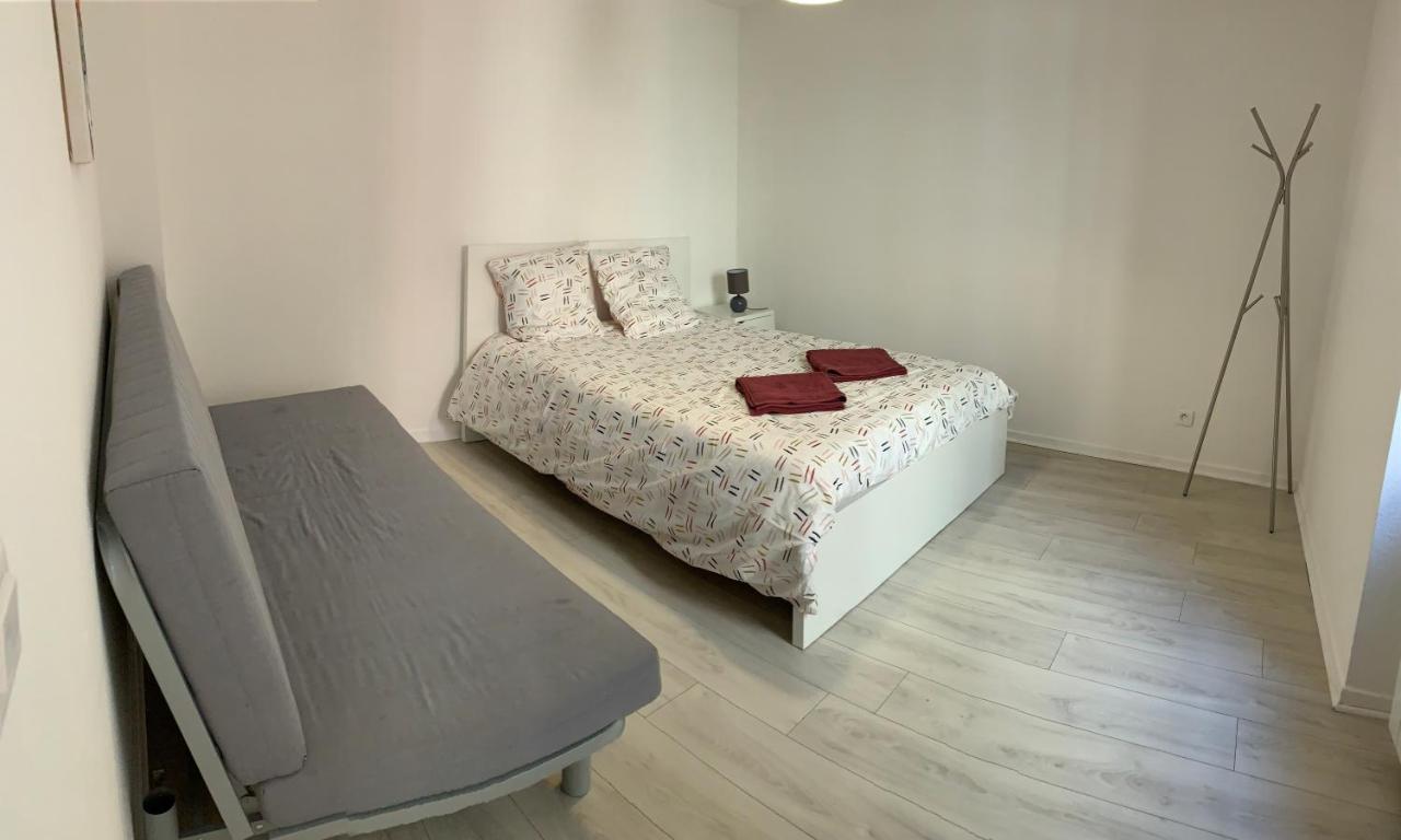 Appartement 2Eme Etage 42M2 Hyper Centre Ville / Parking Gratuit Riom Kültér fotó