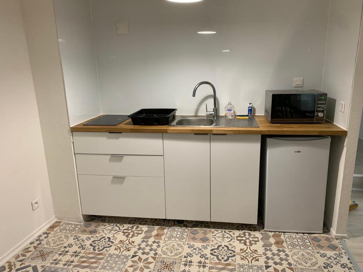 Appartement 2Eme Etage 42M2 Hyper Centre Ville / Parking Gratuit Riom Kültér fotó