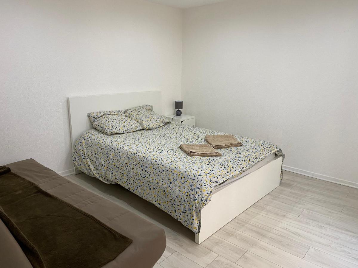 Appartement 2Eme Etage 42M2 Hyper Centre Ville / Parking Gratuit Riom Kültér fotó